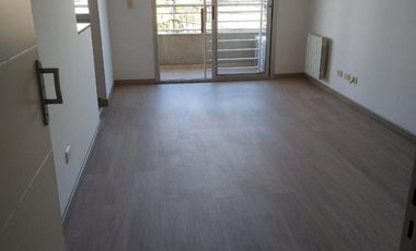 Departamento 2 AMBIENTES CON COCHERA A PASOS DE LA ESTACION en Banfield Oeste