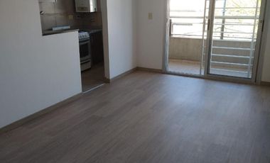 Departamento 2 AMBIENTES CON COCHERA A PASOS DE LA ESTACION en Banfield Oeste
