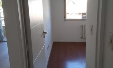 Departamento 2 AMBIENTES CON COCHERA A PASOS DE LA ESTACION en Banfield Oeste