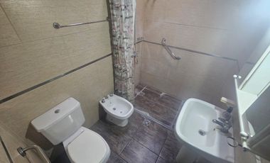 CASA 4 AMB. CON COCHERA