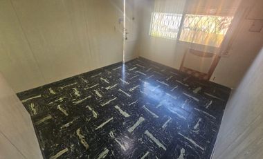 CASA 4 AMB. CON COCHERA