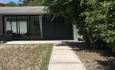 Casa en villa allende