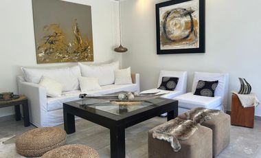 Casa en villa allende