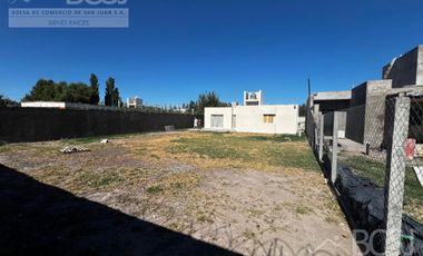 Casa en Bº Privado Aromas de Campo