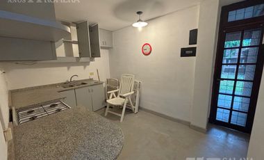 Venta Olivos PH 4 ambientes   jardín sin expensas