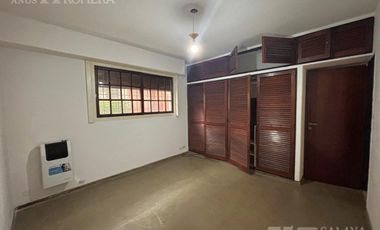 Venta Olivos PH 4 ambientes   jardín sin expensas