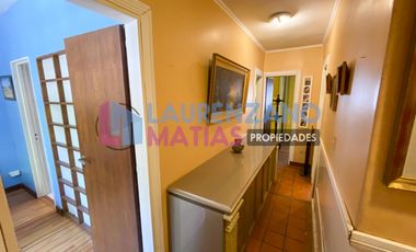 VENTA O ALQUILER - CASA 5 AMB. CON PATIO, TZA, COCHERA Y ASCENSOR EN VILLA DEVOTO