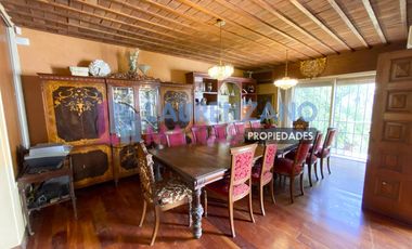 VENTA O ALQUILER - CASA 5 AMB. CON PATIO, TZA, COCHERA Y ASCENSOR EN VILLA DEVOTO