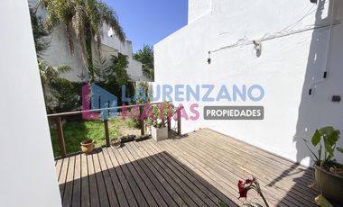 VENTA O ALQUILER - CASA 5 AMB. CON PATIO, TZA, COCHERA Y ASCENSOR EN VILLA DEVOTO