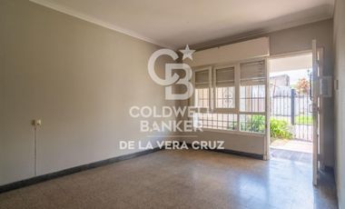 Casa en venta 3 dormitorios cochera y patio seco Alvear 4400 Sargento Cabral