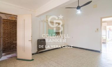 Casa en venta 3 dormitorios cochera y patio seco Alvear 4400 Sargento Cabral