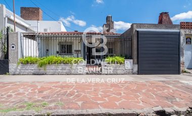 Casa en venta 3 dormitorios cochera y patio seco Alvear 4400 Sargento Cabral