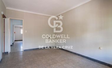 Casa en venta 3 dormitorios cochera y patio seco Alvear 4400 Sargento Cabral