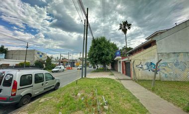 Terreno en venta Equina San Martin y Fourier