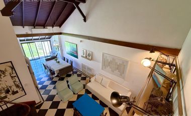 Venta casa 4 ambientes con jardín y pileta en Olivos
