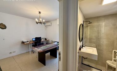 Venta casa 4 ambientes con jardín y pileta en Olivos
