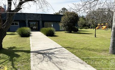 Casa en venta de  4 ambientes en barrio cerrado La Reserva de Hudson, Berazategui