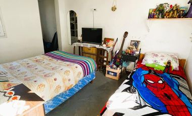 VENTA | APTO CREDITO | CASA 2 AMB CON GRAN JARDIN | ZONA BOSQUE P RAMOS