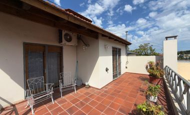 Casa en venta cuatro dormitorios en Junin, Bs, As.