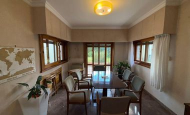 Casa en venta cuatro dormitorios en Junin, Bs, As.