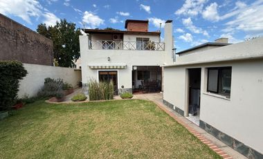 Casa en venta cuatro dormitorios en Junin, Bs, As.