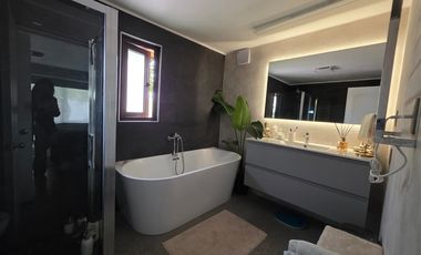 Casa en Venta en CAMINO DEL ROBLE