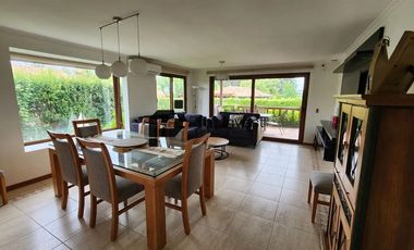 Casa En Venta De 4 Dorm. Lago Rapel