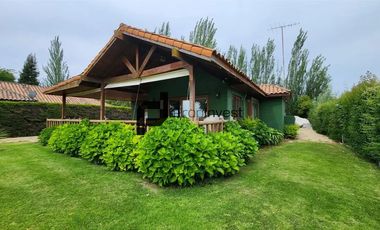 Casa En Venta De 4 Dorm. Lago Rapel
