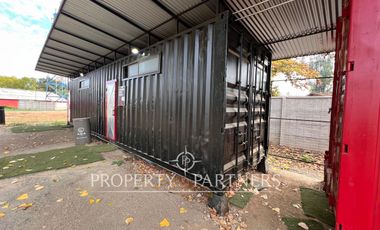 Gran centro deportivo en operación a puerta cerrada