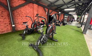 Gran centro deportivo en operación a puerta cerrada