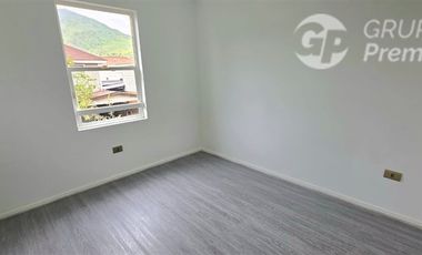 Casa en Venta en Madrid con Las Torres Sur, Quilicura