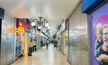 Local Comercial en Venta en Huérfanos / San Antonio