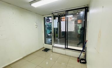 Local Comercial en Venta en Huérfanos / San Antonio