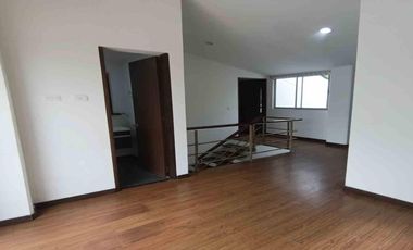 APARTAMENTO DUPLEX EN ARRIENDO EN LAURELES/MANIZALES