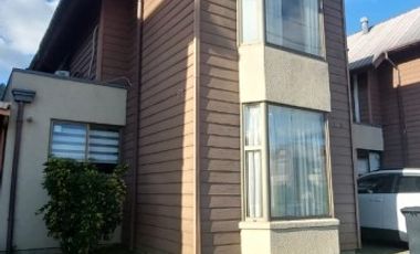CASA 3D 3B 2E CONDOMINIO CERRADO