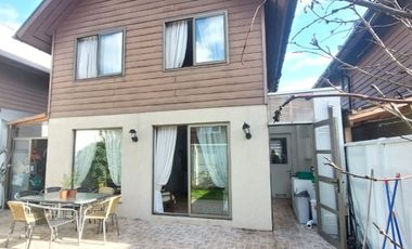CASA 3D 3B 2E CONDOMINIO CERRADO