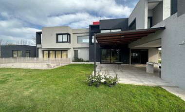 VENTA - CASA - COUNTRY ALTOS DE LA RIBERA