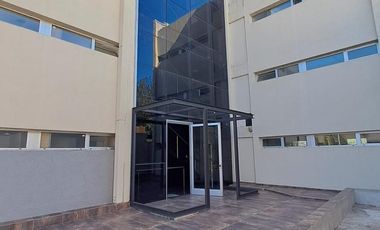 Oficina en alquiler,  Cerro de las Rosas, Zona Norte