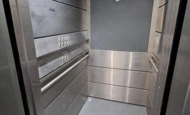 Oficina en alquiler,  Cerro de las Rosas, Zona Norte