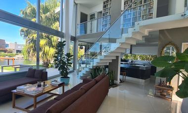Casa - Los Alisos