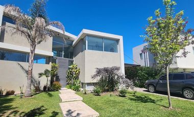 Casa - Los Alisos