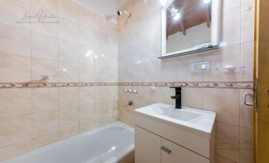 VENTA CASA  - 4 DORMITORIOS - General Fernandez Oro