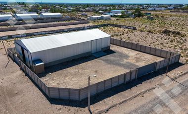 En Alquiler | Galpón de 450 m2 | Parque Industrial | Centenario