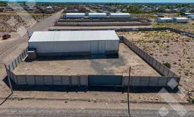 En Alquiler | Galpón de 450 m2 | Parque Industrial | Centenario