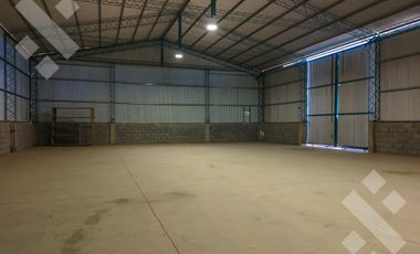 En Alquiler | Galpón de 450 m2 | Parque Industrial | Centenario