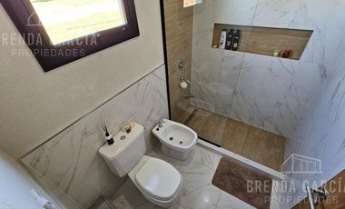 Casa en Venta En Colon Entre Ríos.