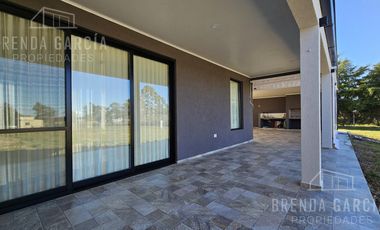 Casa en Venta En Colon Entre Ríos.