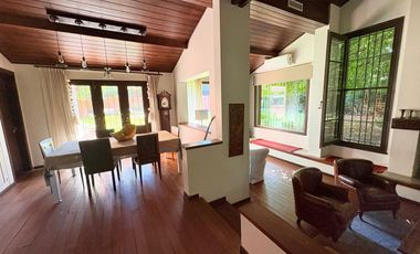 Beccar, lindísima Casa en alquiler, 5 dormitorios, jardín, pileta