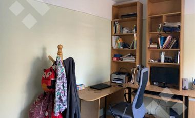 VENTA CASA CON DPTO CALLE ELORDI AL 600. Bº UNION RESIDENCIAL PLOTTIER NEUQUEN