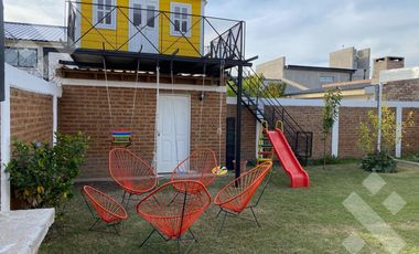 VENTA CASA CON DPTO CALLE ELORDI AL 600. Bº UNION RESIDENCIAL PLOTTIER NEUQUEN